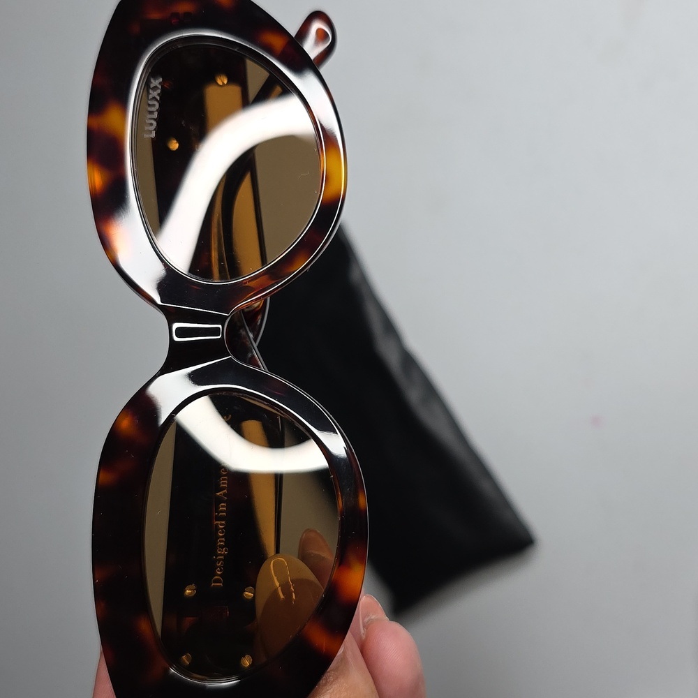 Shell Sunglasses - Picture 6 of 8